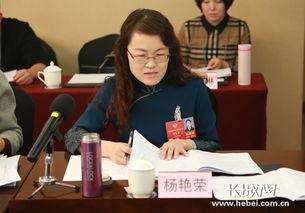 瓜州二中杨艳荣老师,耕耘教育沃土，培育时代英才