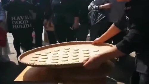 饼哥网红,美食界的璀璨新星，带你领略独特风味