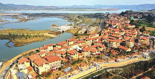 南充网红湖,魅力水景，打卡新地标